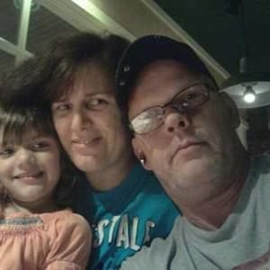 Meet your Posher, Carolina